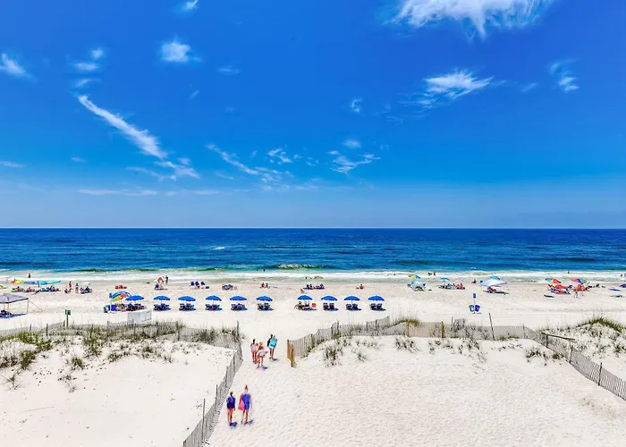Holiday home Upgraded Beachfront With A Pool Access & Washer Dryer *