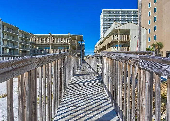 Upgraded Beachfront With A Pool Access & Washer Dryer Gulf Shores